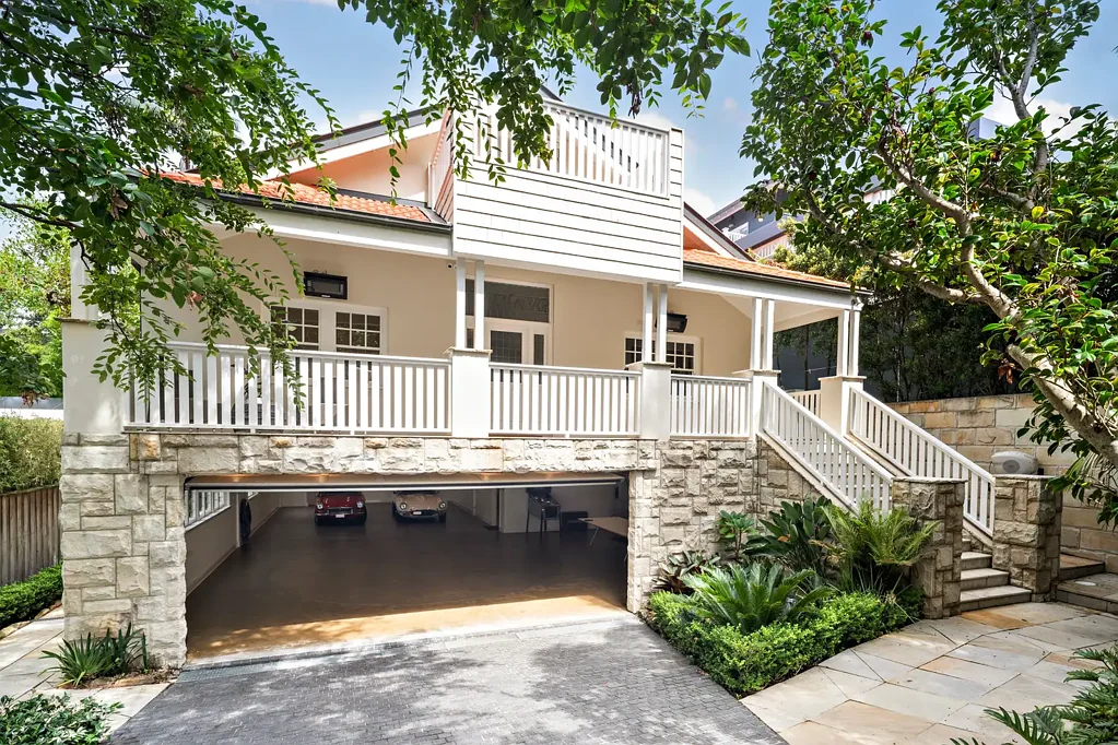 Mosman 5房 蓝筹海滨瑰宝 930㎡阔地 水景私享 联邦魅力 现代奢华 家族理想居所 Magnificent Sanctuary