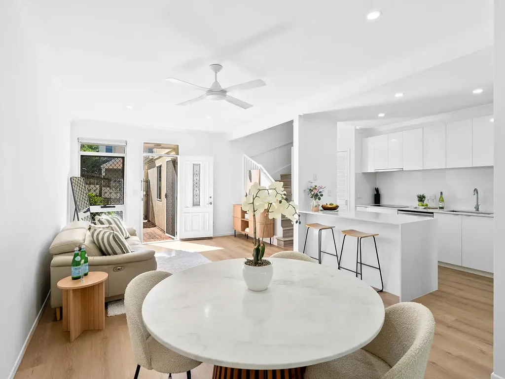 Wishart 3 Bedroom Prime Wishart Location | Fully Renovated 3-Bedroom Townhouse