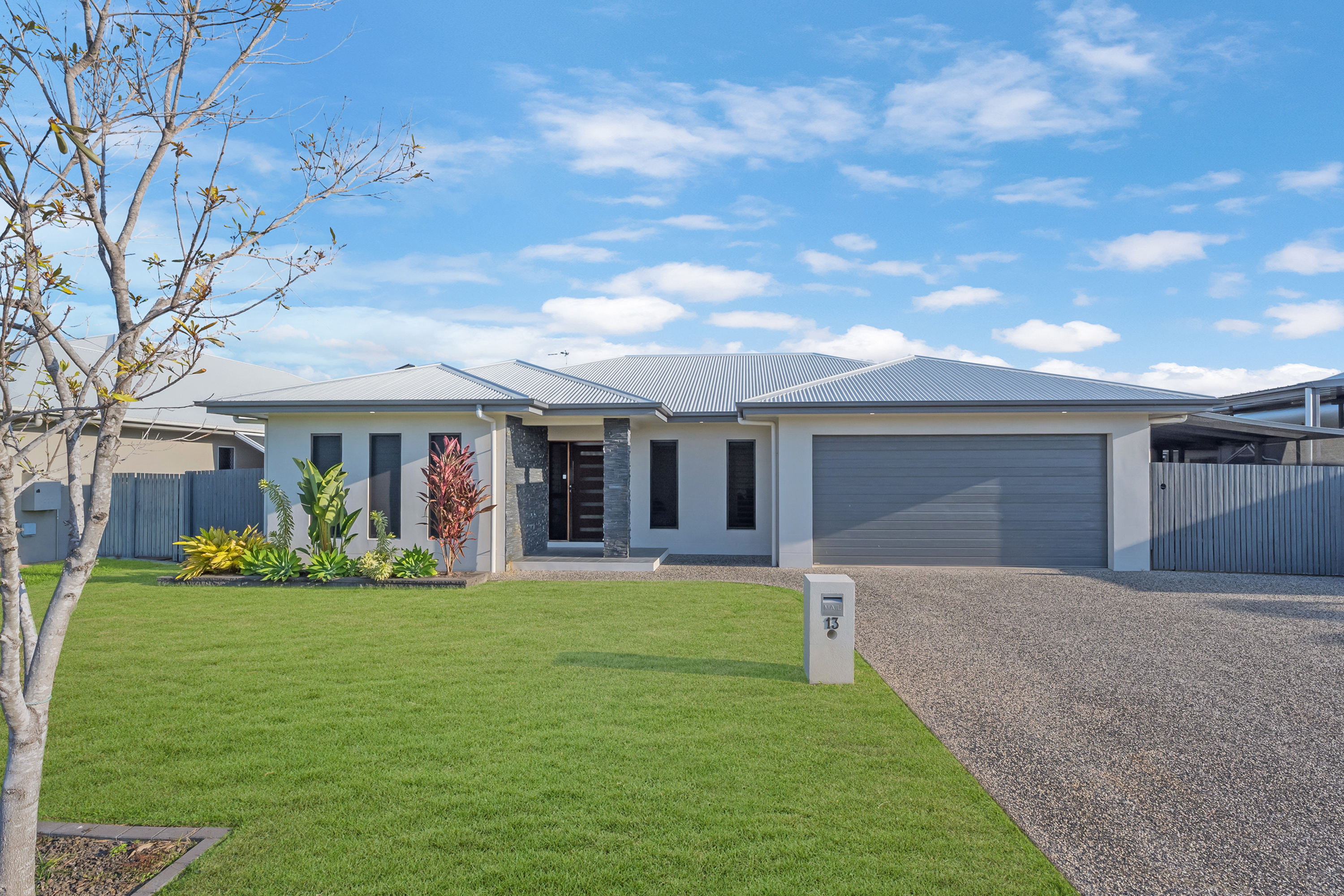 13 ANJOTA ST, BURDELL QLD 4818, 0房, 0浴, House