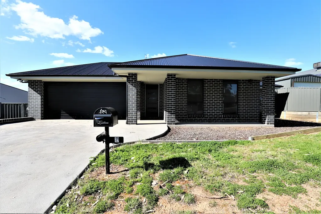 Cootamundra 5 Bedroom Beautiful Modern And Spacious