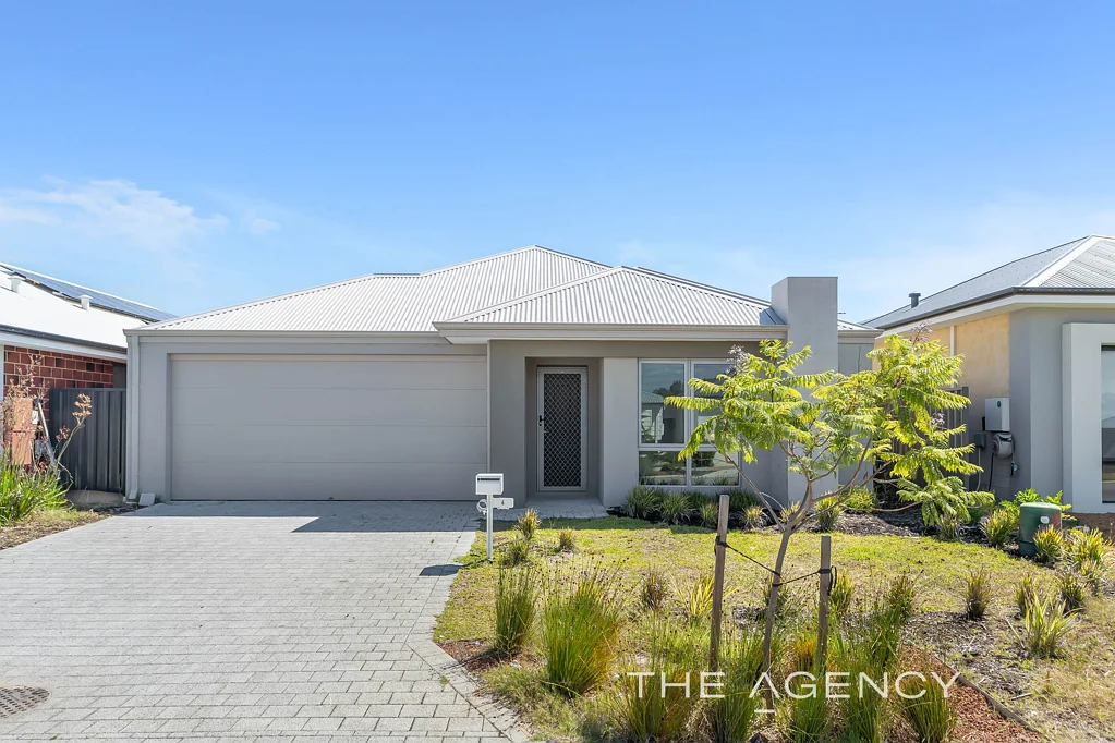 6 Carbunup Close, South Guildford, WA 6055