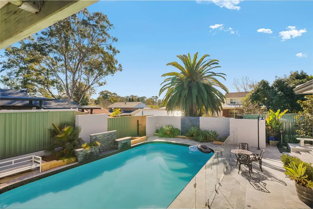 Camden South 6 Slaapkamer Resort-Style Executive Family Living on a Spacious 922sqm Block