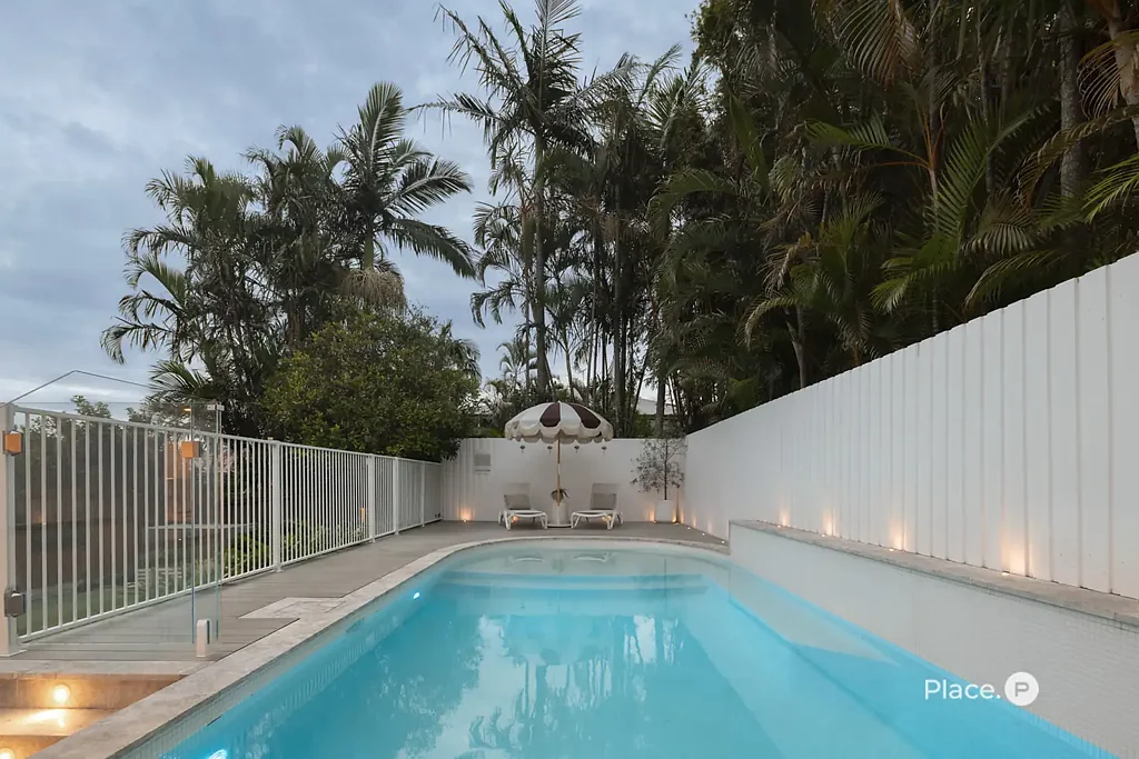 11 Brinawa Street, Camp Hill, QLD 4152