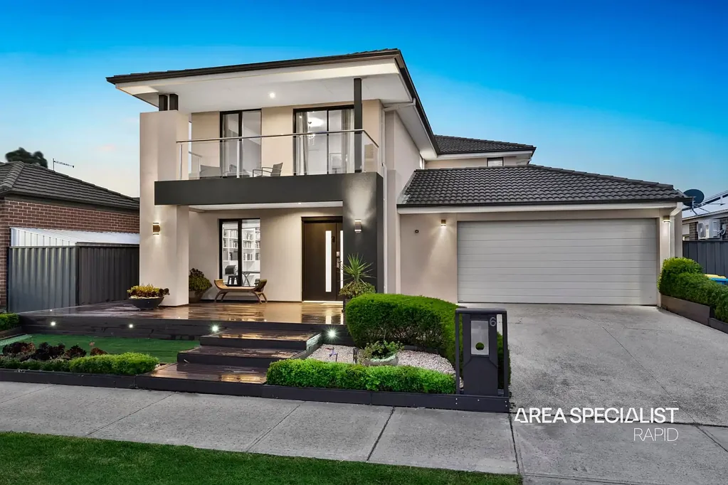 6 Chagall Parade, Clyde North, VIC 3978
