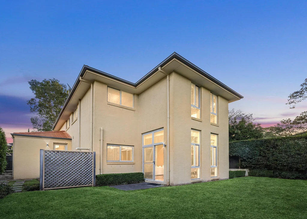 Willoughby 5침실 Large scale family living impresses with village heart convenience