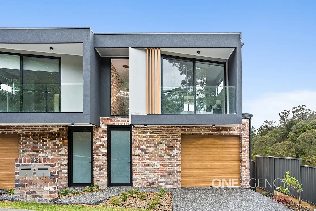 2/122 Araluen Terrace, Tullimbar, NSW 2527