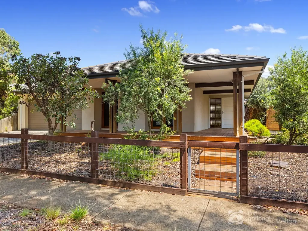 16 Maldon Drive, Eynesbury, VIC 3338