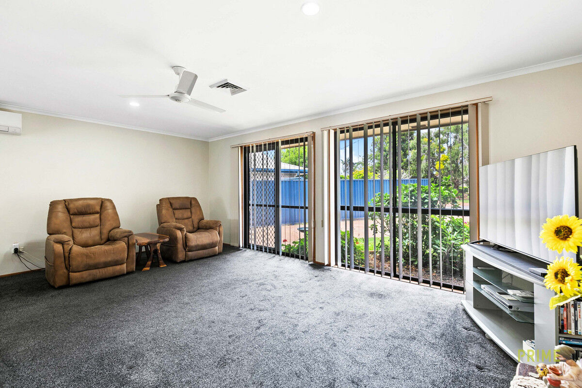 8 BERNA CT, POINT VERNON QLD 4655, 0房, 0浴, House