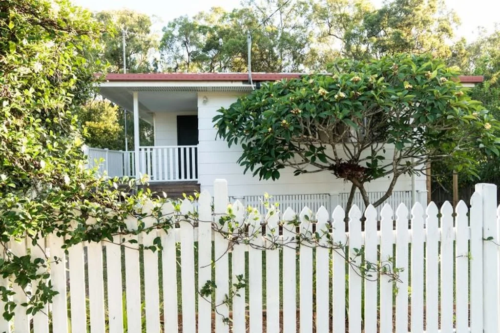 Southport 3Phòng ngủ Cute cottage style home -Central Location