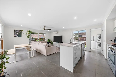 17 Forrestdale Street, Coomera, QLD 4209, 4 slaapkamers, 2 badkamers, House