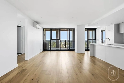 2108/3 Young Street, Box Hill, VIC 3128, 3 Bedrooms, 2 Bathrooms, Apartment
