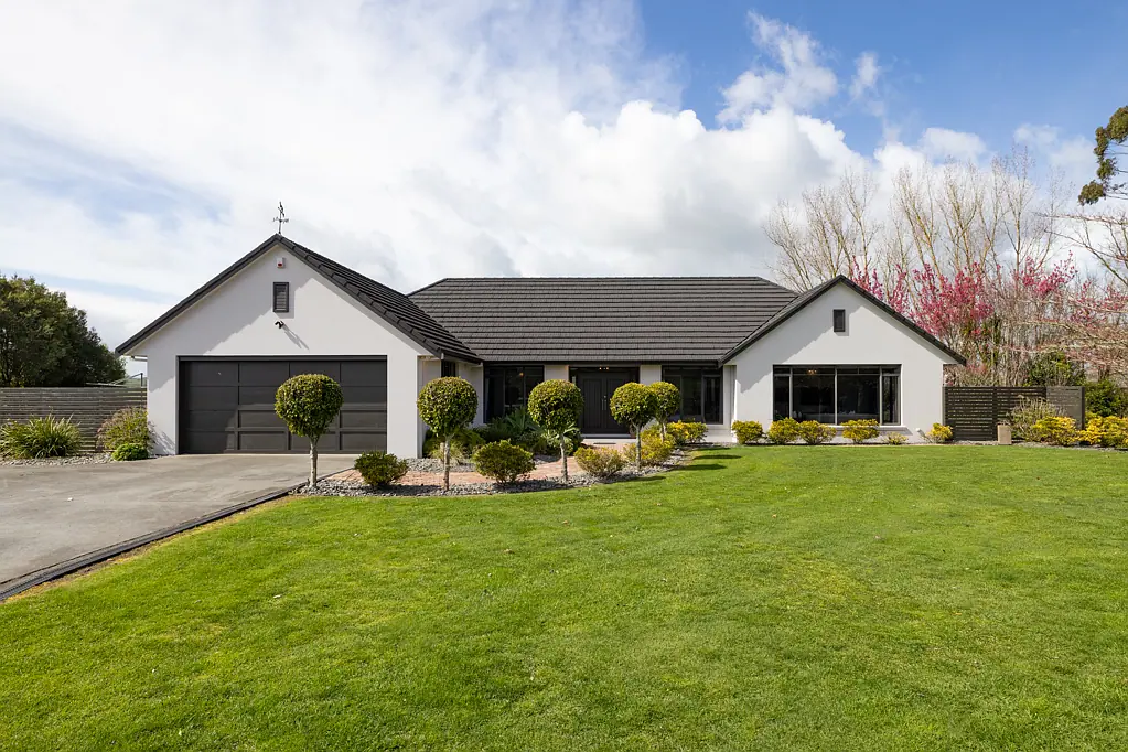 Karapiro Private retreat with lake views