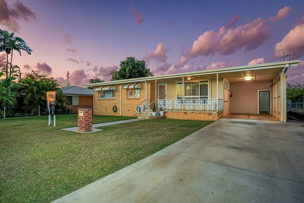 8 Peatey Street, Kepnock, QLD 4670