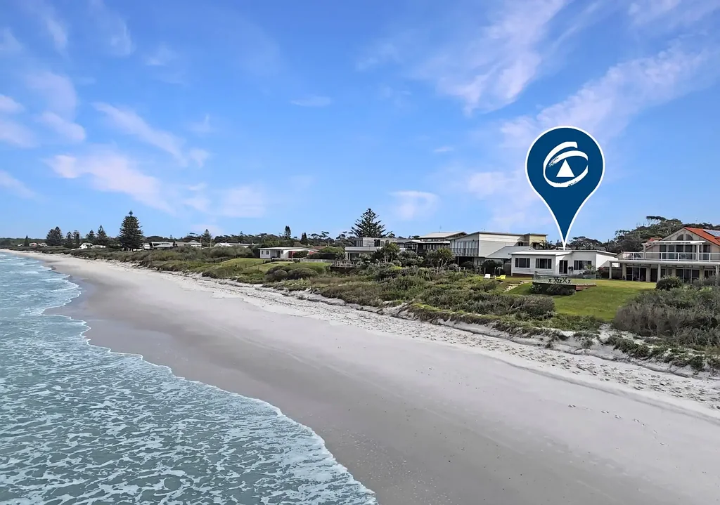 Callala Beach 2 Bedroom ABSOLUTE JERVIS BAY WATERFRONT