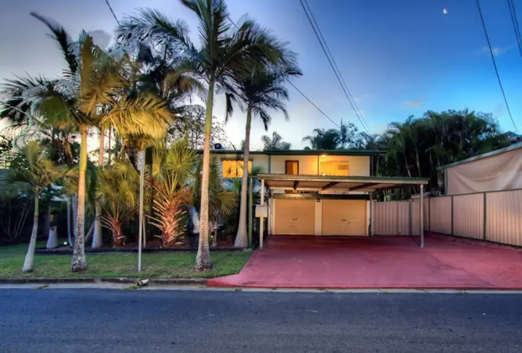 4 BEDROOM HOME BUILT FOR FAMILY LIVING
