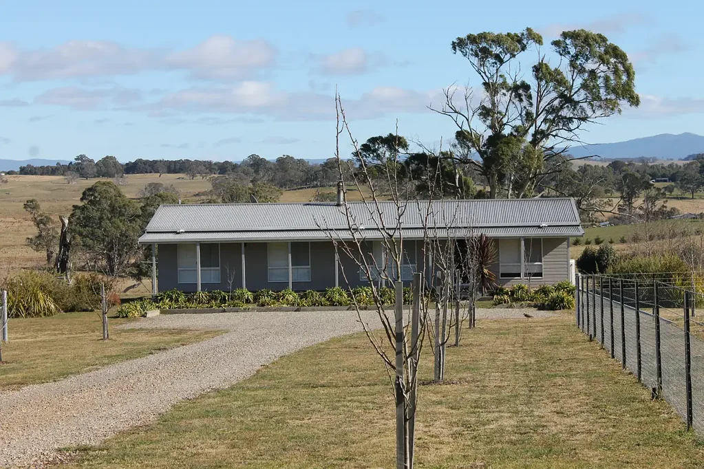 Braidwood Ideal Country Living