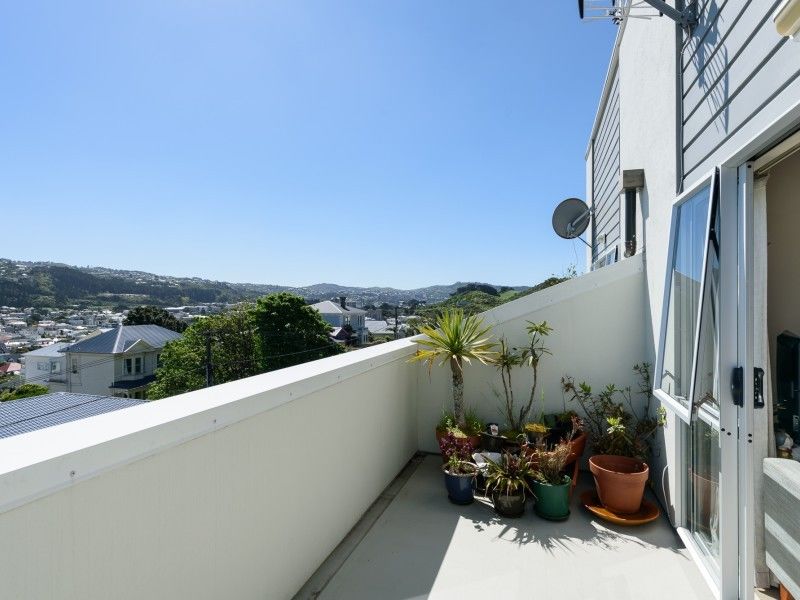 7/111 Coromandel Street, Newtown, Wellington, 2 phòng ngủ, 1 phòng tắm