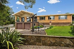 25 Eleanora Street, Fisher