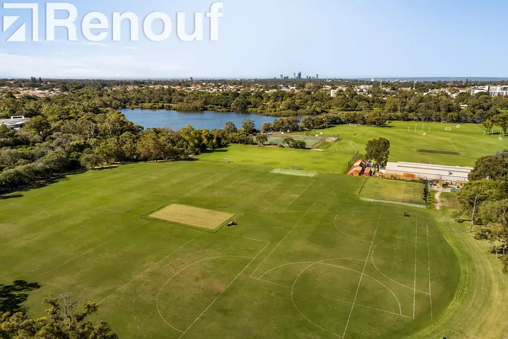 Swanbourne 3Kwarto CIRCA 1912 FEDERATION STYLE CHARACTER HOME SET IN THE PARKLAND PRECINCT