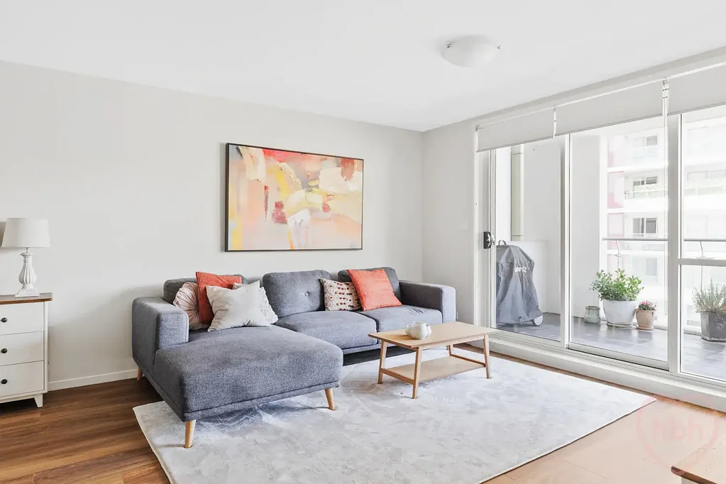 Belconnen 2房  light & inviting