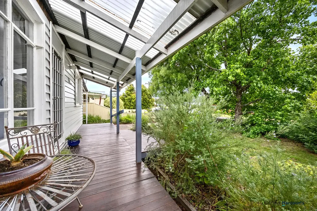 30 Shaw Avenue, Eildon, VIC 3713