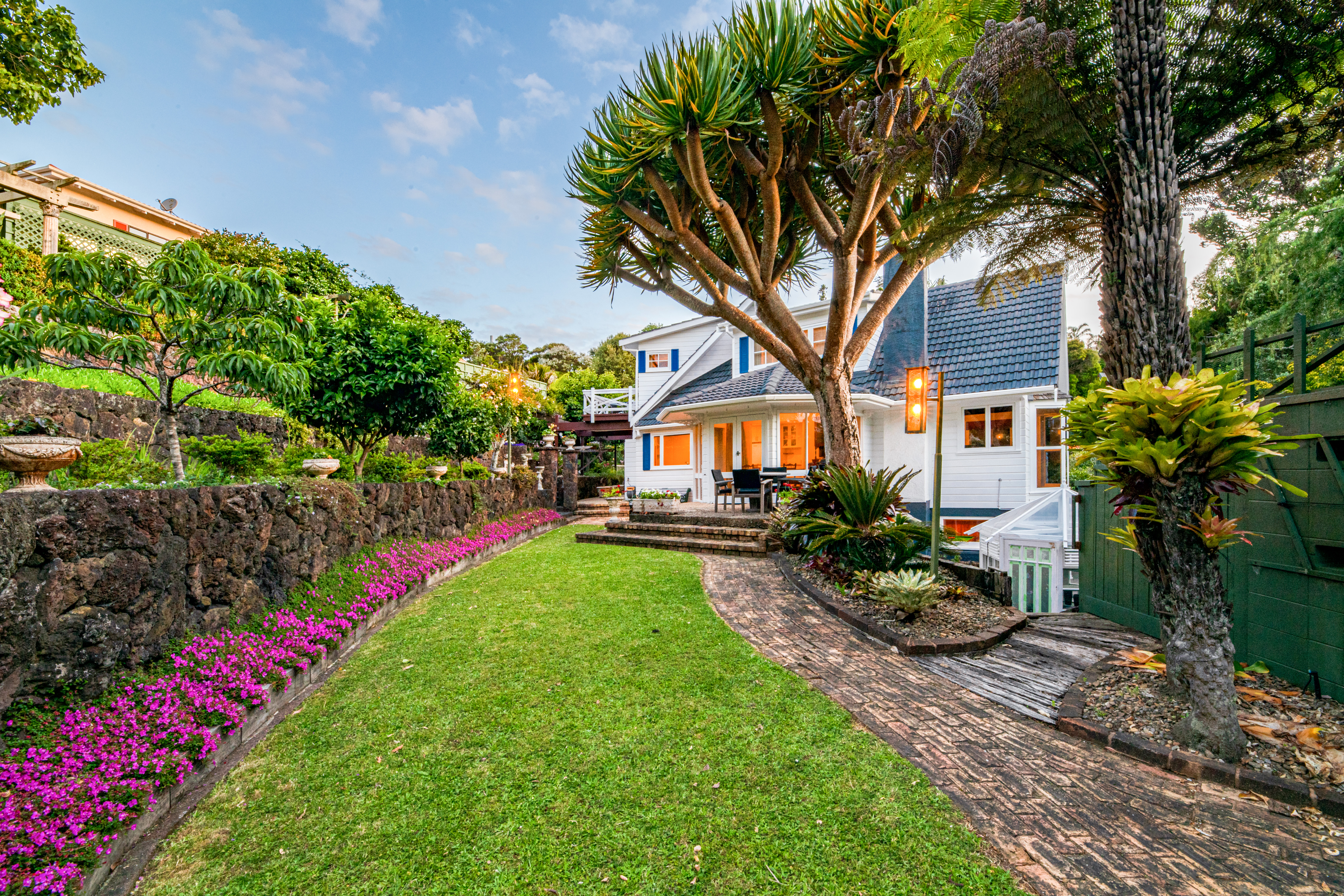 32 Deane Avenue, Titirangi, Auckland - Waitakere, 5 कमरे, 0 बाथरूम, House