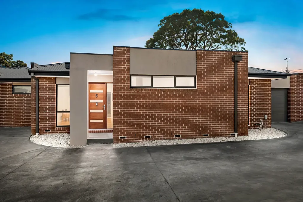 Rosebud 2Moenga Stylish low-maintenance living near the beach