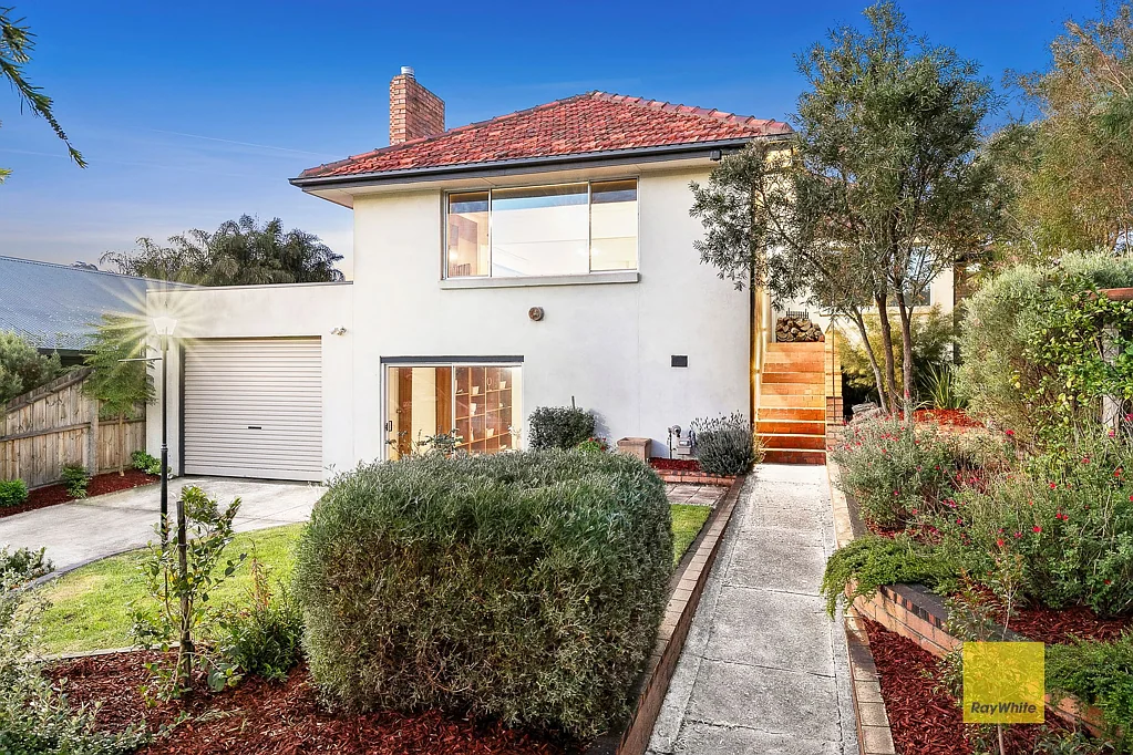 1 Baum Crescent, Highton, VIC 3216