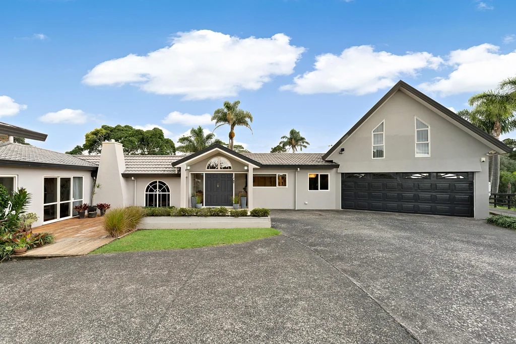 35 Cloverfields Drive, Waimauku, Rodney, Auckland