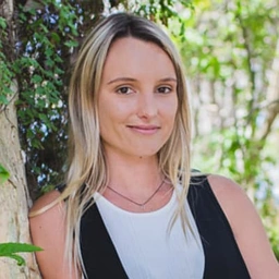 Ellie Armstrong