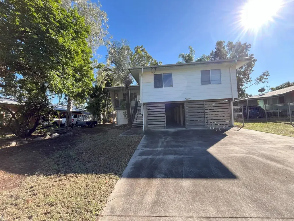 Dysart 3房  HIGHSET HOME WITH AMAZING POTENTIAL