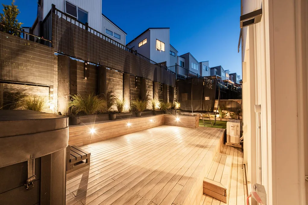 Silverdale 5ਬੈੱਡਰੂਮ Dual-Living Gem in East Coast Heights