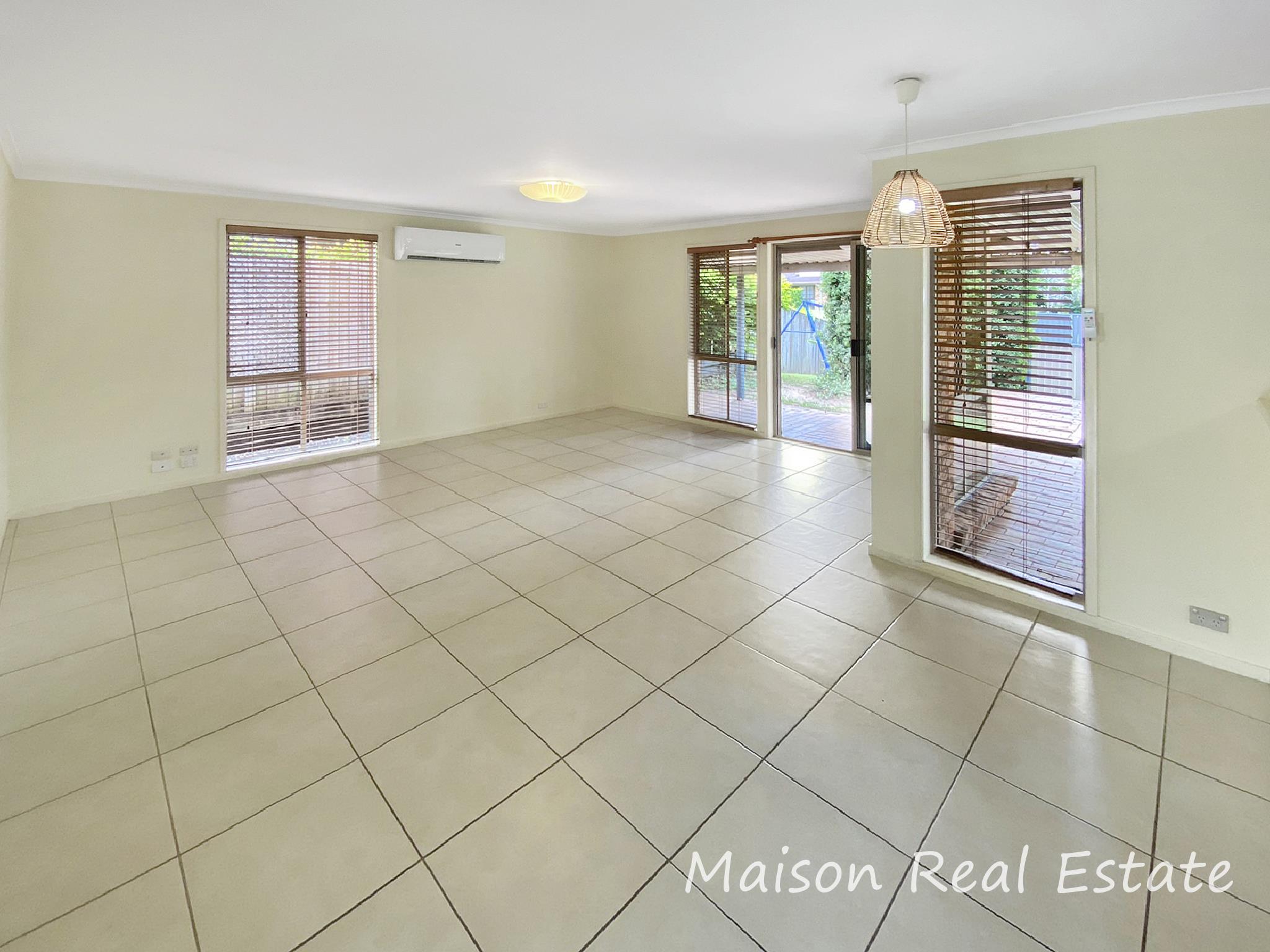 12 AVONDALE RD, SINNAMON PARK QLD 4073, 0 غرف, 0 حمامات, House