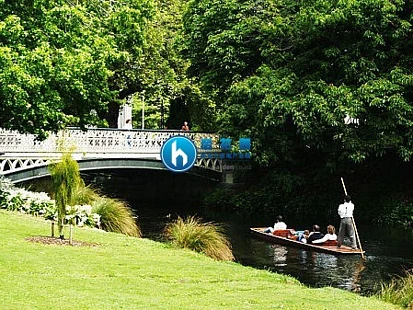 新西兰艾芬河(River Avon)