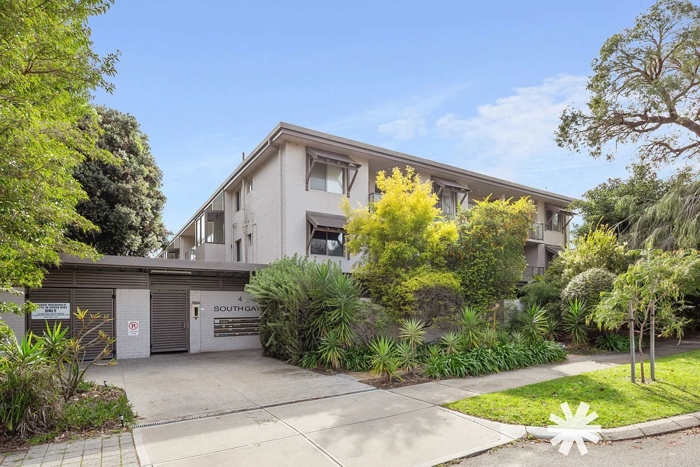 22/4 Comer Street, Como, WA 6152
