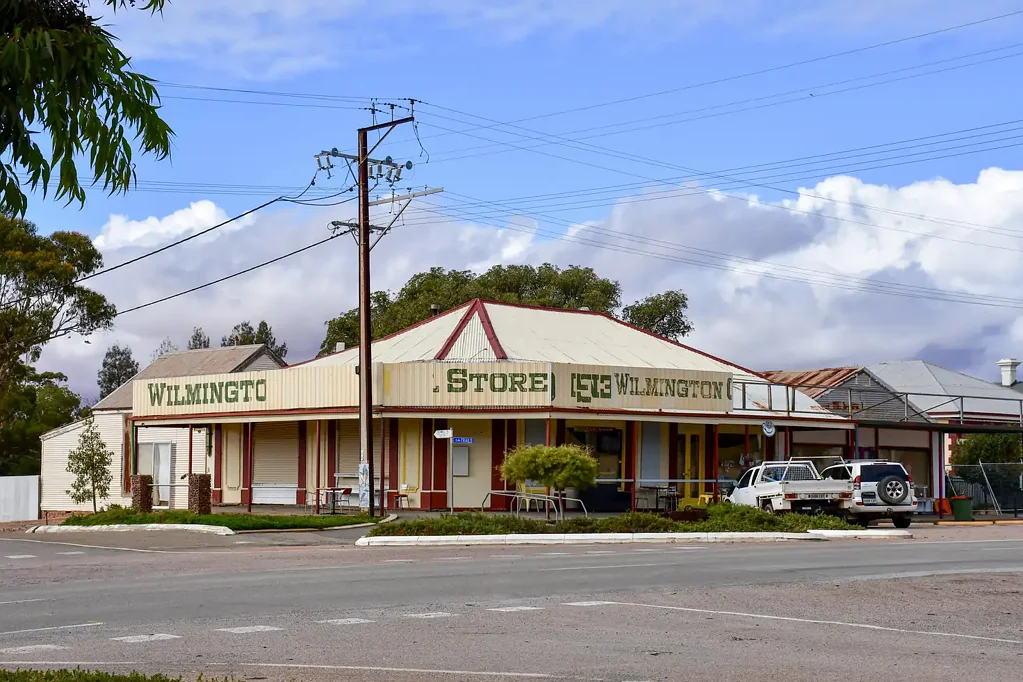 Wilmington 1房  Wilmington General Store/Cafe/Residence | A Rare Opportunity Rich in History and Potential