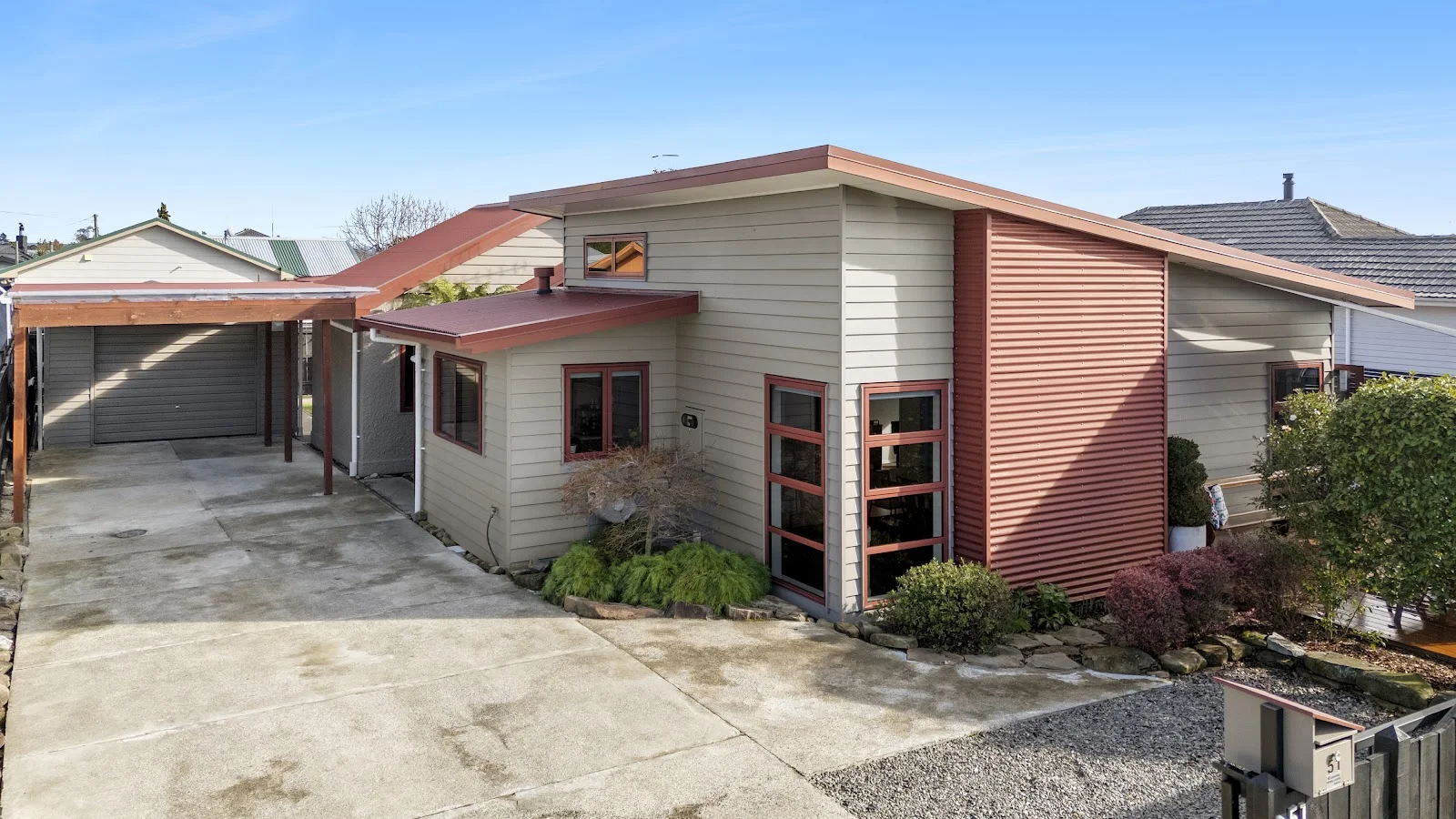 Richmond 3Phòng ngủ Modern and convenient family home!
