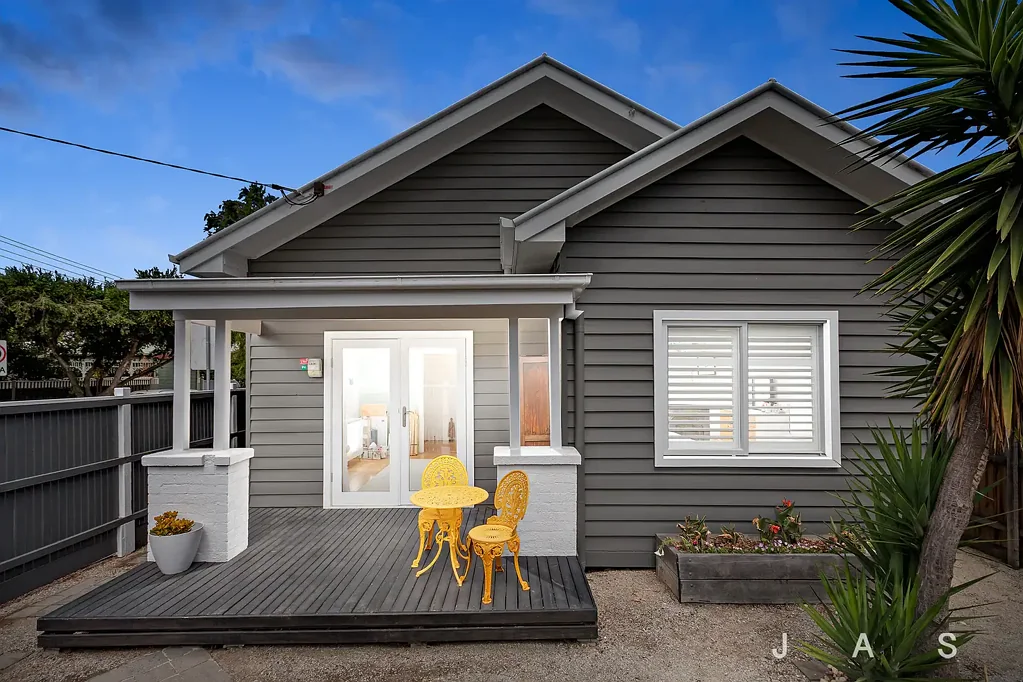 215 Somerville Road, Yarraville, VIC 3013