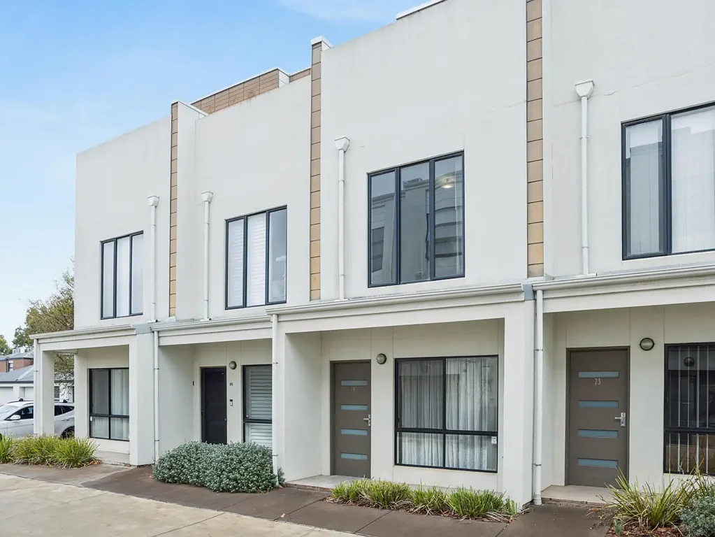24/1-15 Tulloch Drive, St Clair, SA 5011