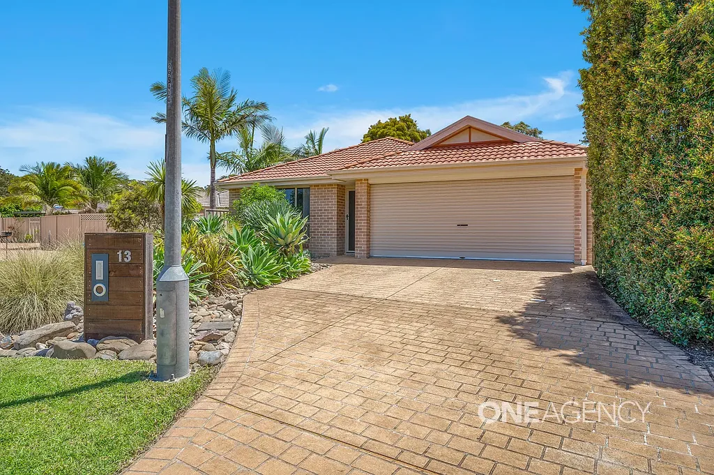 13 Neptune Place, Worrigee, NSW 2540