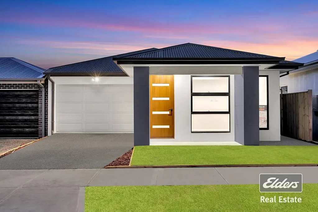 Brand-New Family Luxury in the Prestigious Riverwalk Estate!!