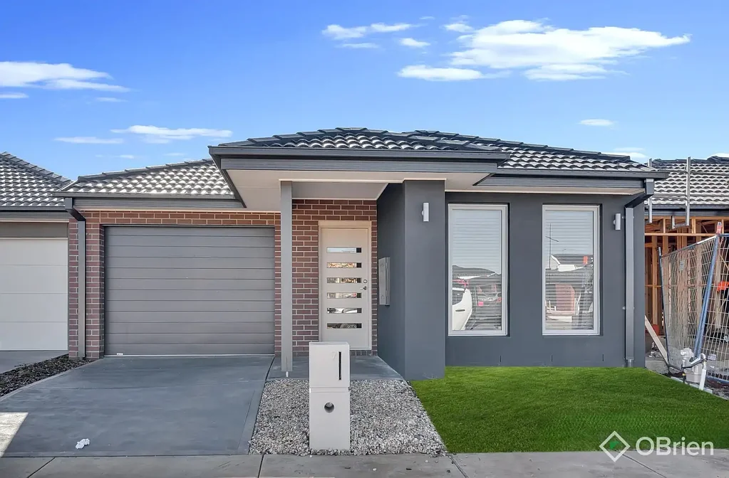 Stylish & Low-Maintenance 4-Bedroom Home in Rockbank