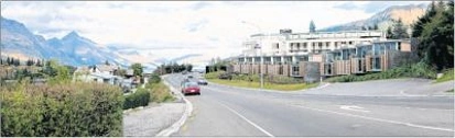 中国投资人皇后镇买地建酒店