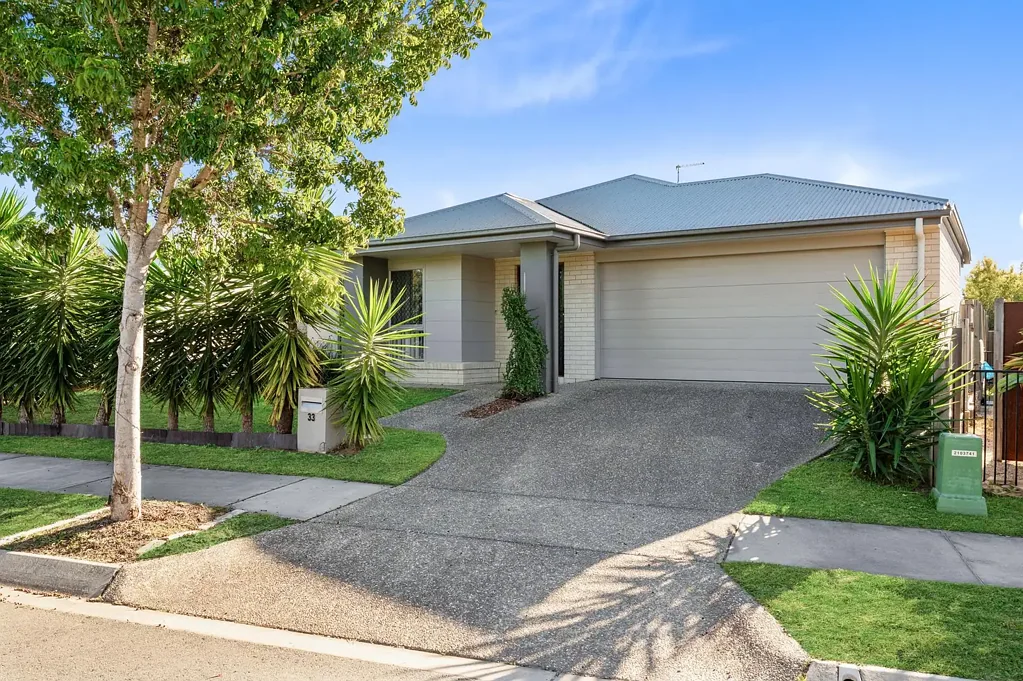33 Barakula Street, South Ripley, QLD 4306