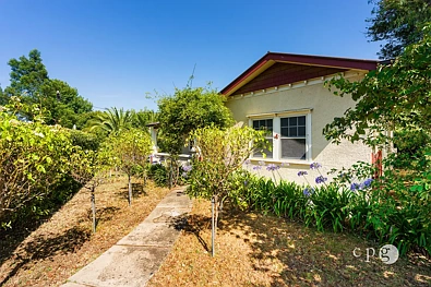 Castlemaine 4Habitaciones Comfortable Living in a Central Garden Setting