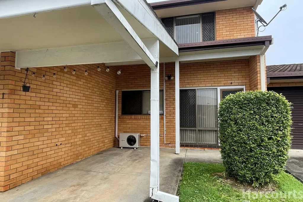 4/2 Cameron Street, West Kempsey, NSW 2440
