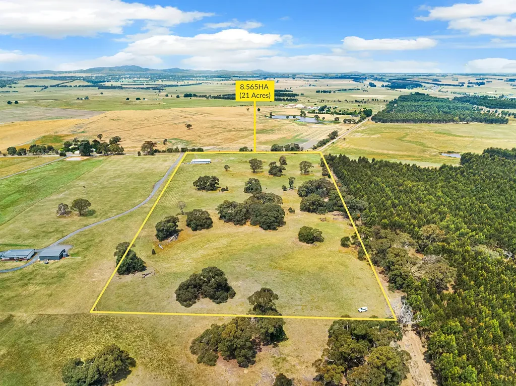 Trawalla 8.565HA (21.12 Acres) - Much Improved & Selling With A Current & Approved Planning Permit!