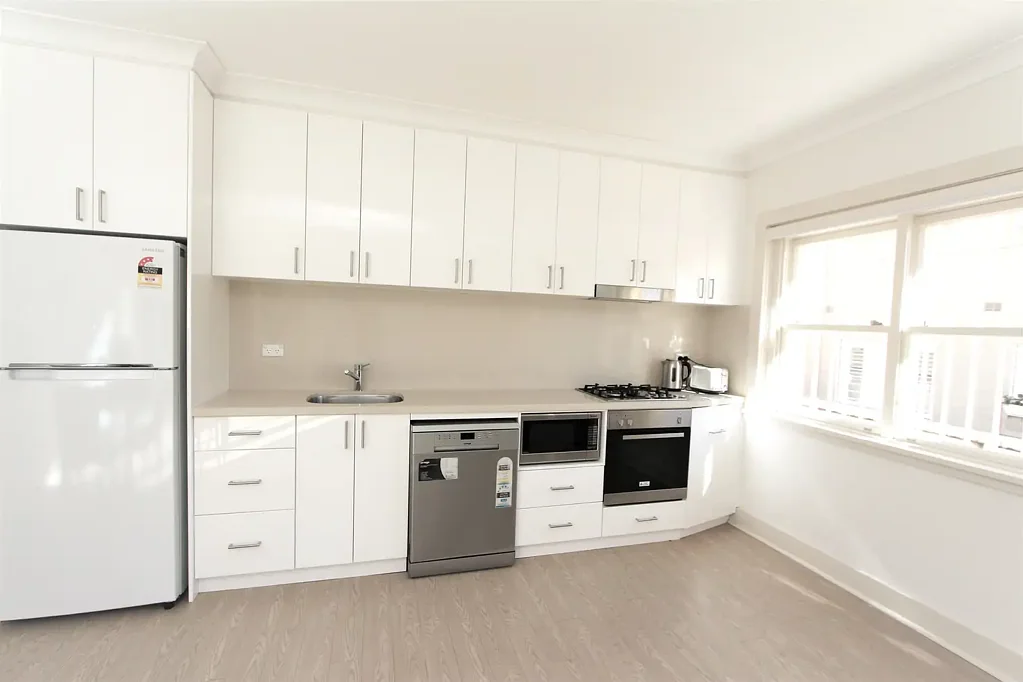 FURNISHED FOUR BEDROOM APARTMENT WITH BALCONY