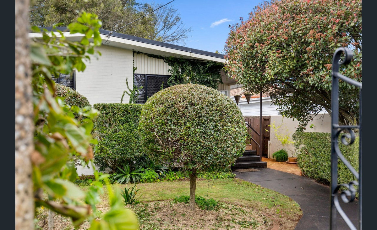 44 ROWBOTHAM ST, RANGEVILLE QLD 4350, 0 chambres, 0 salles de bain, House