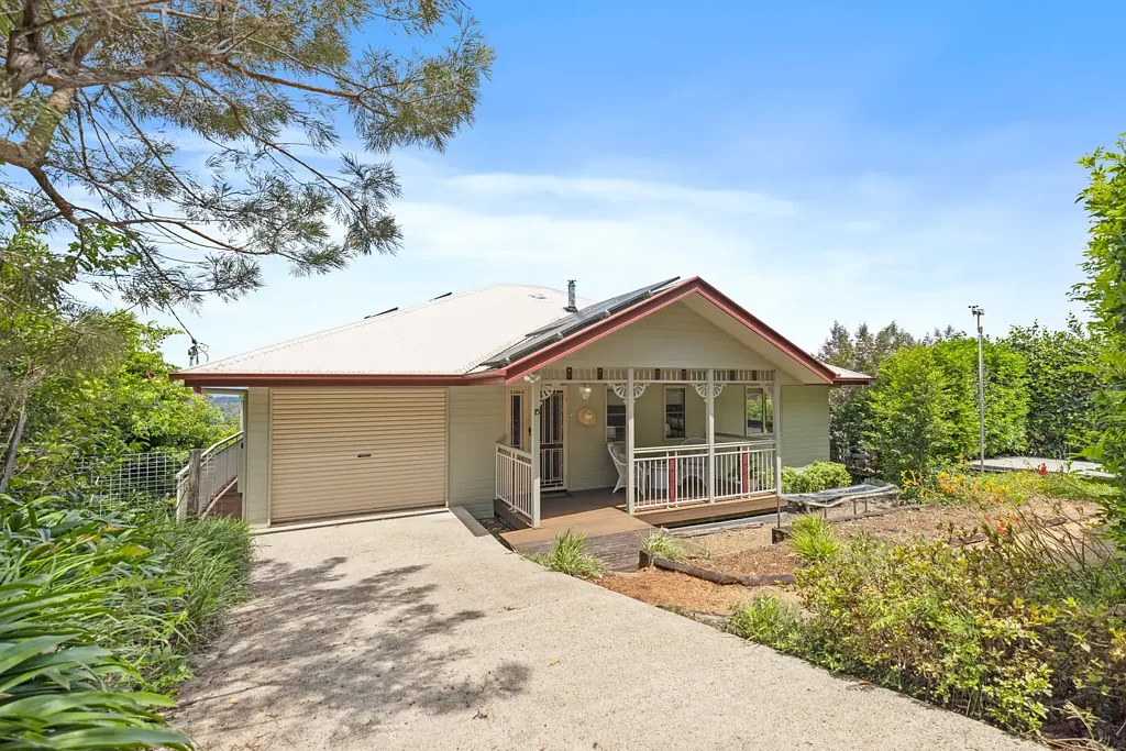 15 Deodar Court, Mapleton, QLD 4560